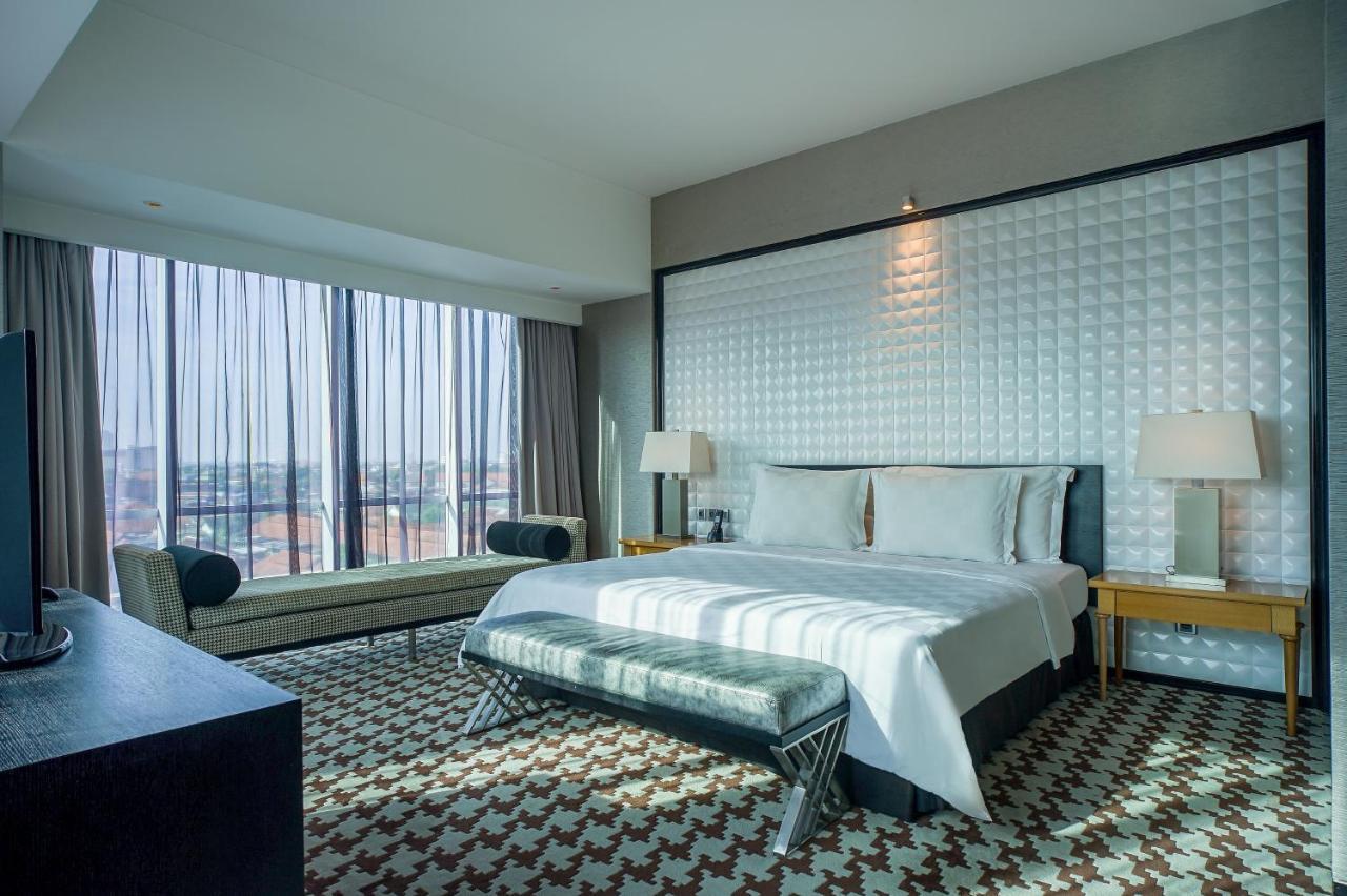 Artotel Ts Suites Surabaya Eksteriør billede