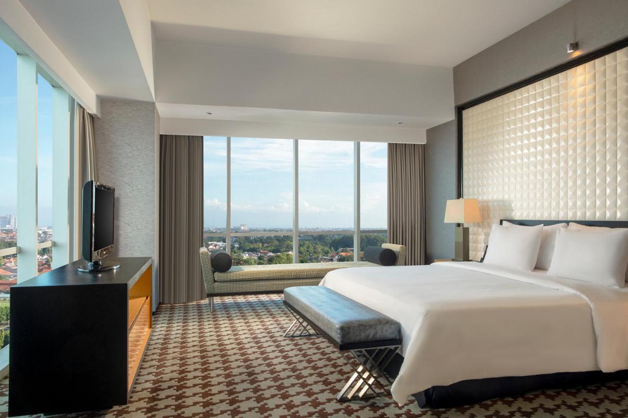 Artotel Ts Suites Surabaya Eksteriør billede